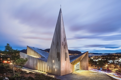 kościół w Knarwik Norwegia 